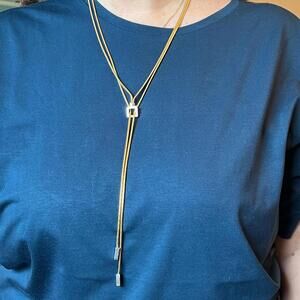 Elegant Gold Necklace
